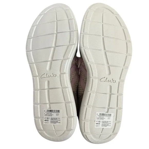 Clarks Cloudsteppers Ezera Run Slip On Comfort Loafer Sneakers Taupe Size US 8
