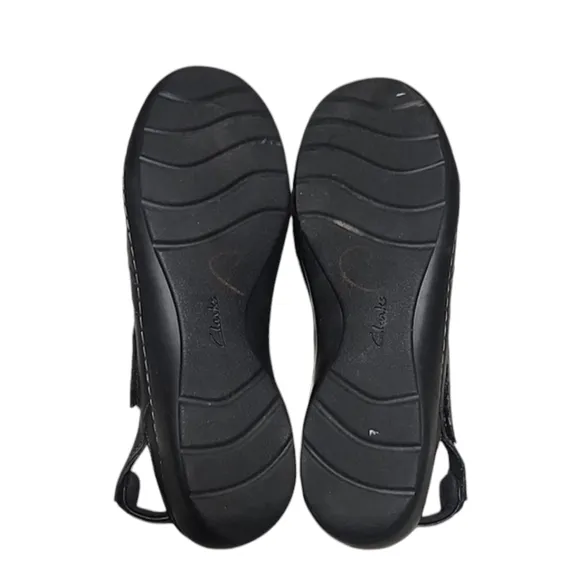 CLARKS Cora Dream Loafer Black Leather Flats 10 Adjustable Velcro Strap
