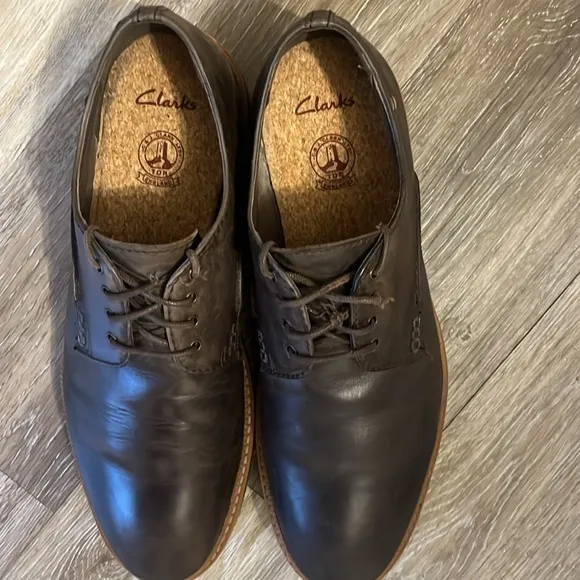 Clark’s leather walk oxfords loafers men’s size 11 cork insoles