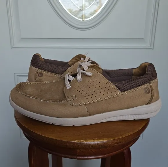 Clarks Mens Gorwin Moc Leather Slip On Casual And Fashion Sneakers