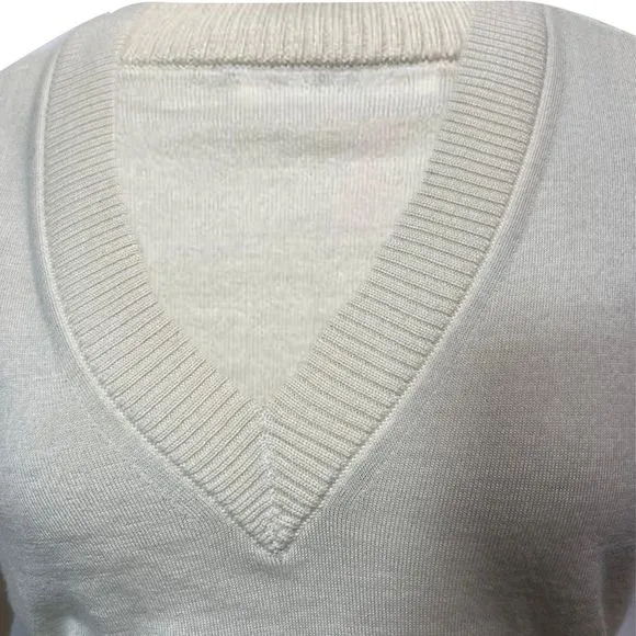 CO V-Neck Cashmere Sweater in Cream Cashmere
