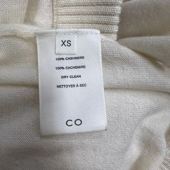 CO V-Neck Cashmere Sweater in Cream Cashmere
