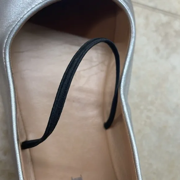 Coach Emilia Mary Jane Flats Elastic Strap Loafers Soft Silver Metallic Size 8B