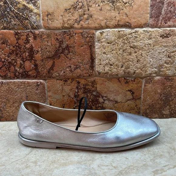 Coach Emilia Mary Jane Flats Elastic Strap Loafers Soft Silver Metallic Size 8B