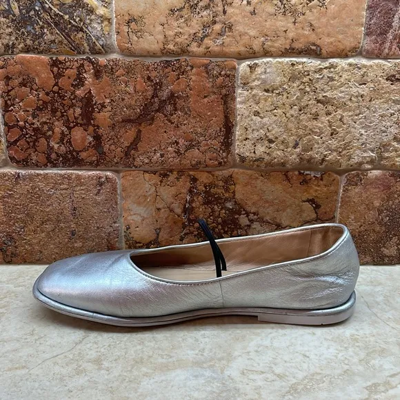 Coach Emilia Mary Jane Flats Elastic Strap Loafers Soft Silver Metallic Size 8B