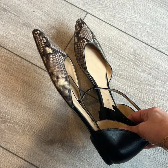 Coach Jameson Black and Cream Snakeskin point toe Flats with ankle strap 8.5