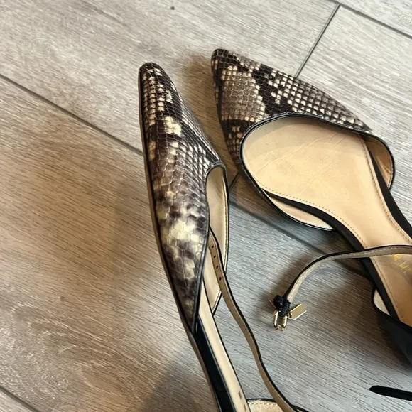 Coach Jameson Black and Cream Snakeskin point toe Flats with ankle strap 8.5