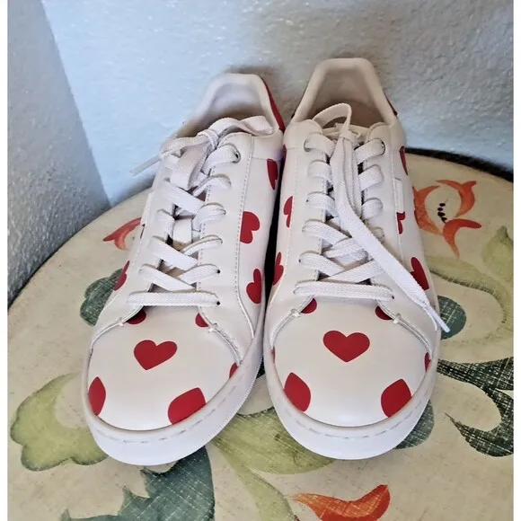 Coach Lowline Valentines Lace-Up Sneakers Off White Red Hearts Size 9.5