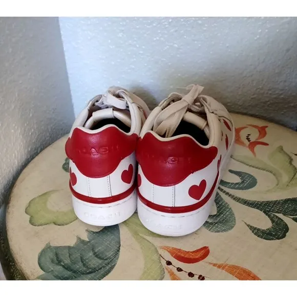 Coach Lowline Valentines Lace-Up Sneakers Off White Red Hearts Size 9.5