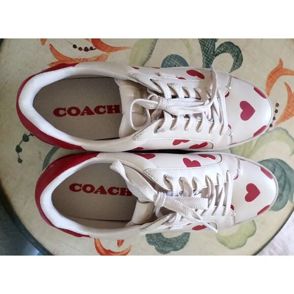 Coach Lowline Valentines Lace-Up Sneakers Off White Red Hearts Size 9.5
