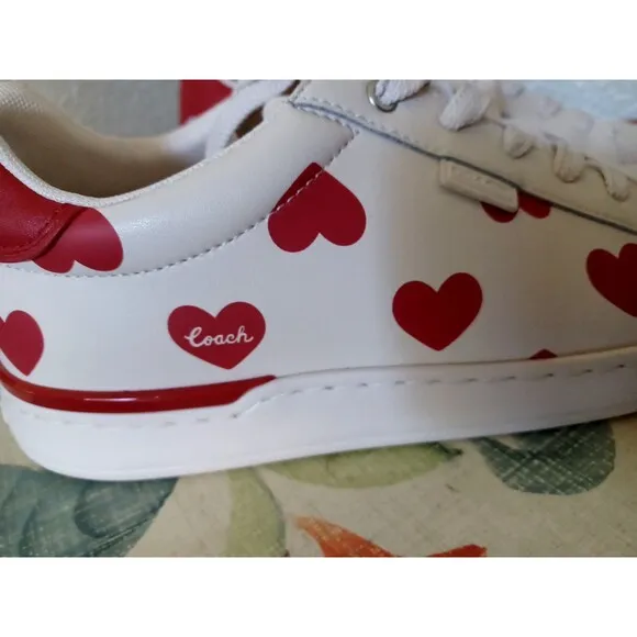 Coach Lowline Valentines Lace-Up Sneakers Off White Red Hearts Size 9.5