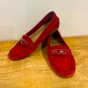 Coach Red signature charm Womens loafers flats size 7.5 B EUC