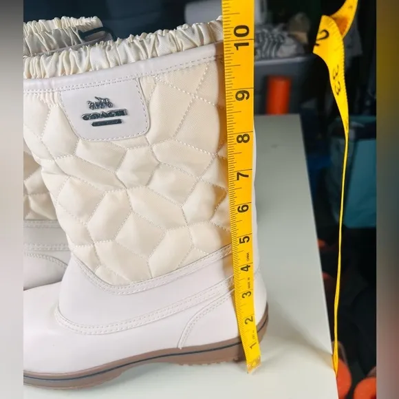 Coach Sparrow  quilted waterproof winter boots 7B
