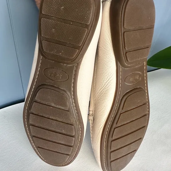 Coach Women's Cream Loafers Olympia Size 9B