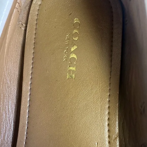 Coach Women's Cream Loafers Olympia Size 9B