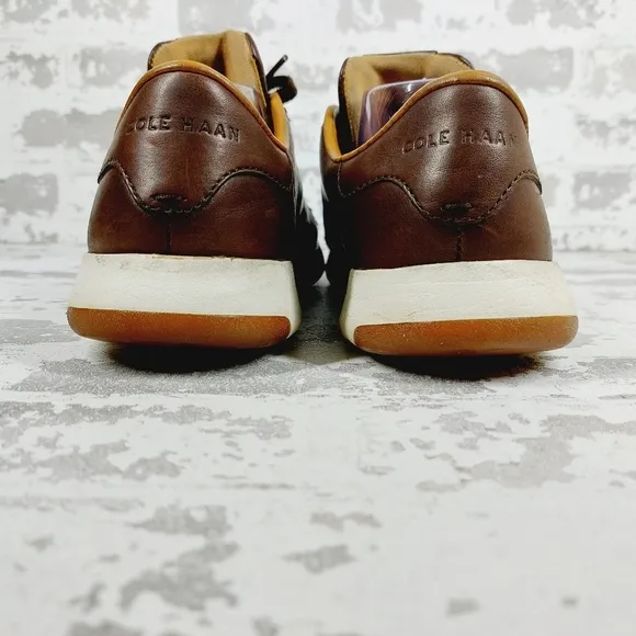 Cole Haan Grandpro Tennis Brown Leather Lace Up Low Top Fashion Sneakers M382