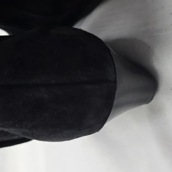 Cole Haan Tali Luxe Wedge Boot 40 Black Suede Knee-High Zippered Boots Size 8.5