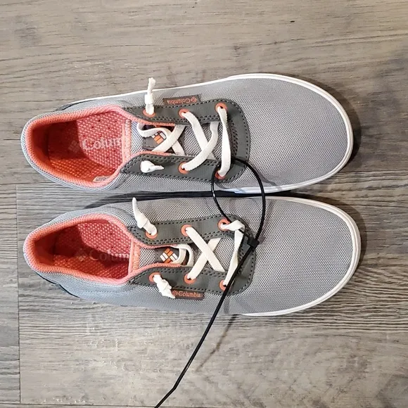 Columbia KGirl's Spinner Sneakers Size 4