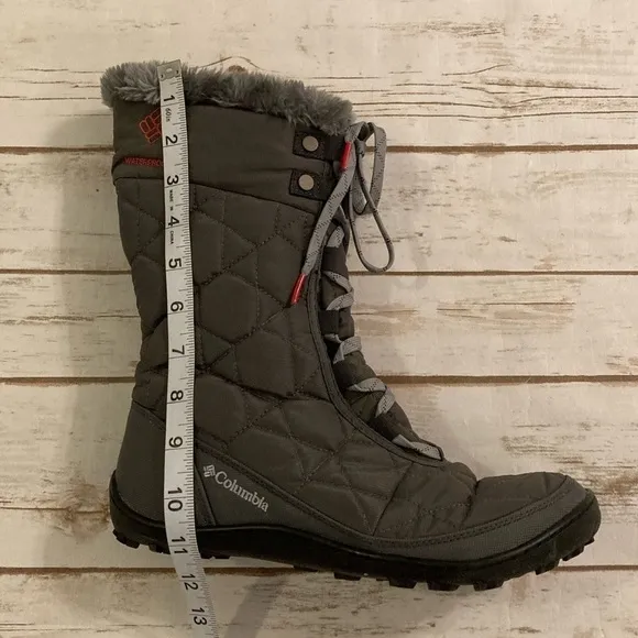 Columbia Women’s Minx Mid ll Omni-Heat Waterproof Gray Quilted Snow Boots 9