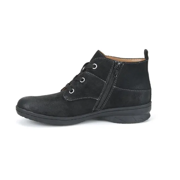 Comfortiva Black Forli Waterproof Suede Ankle Boots Women’s Size 8 Narrow