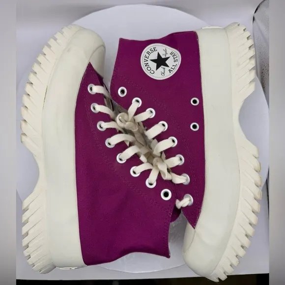 Converse Chuck Taylor All Star Lugged 2.0 High Top Sneakers Purple Wms Size 8.5