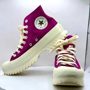 Converse Chuck Taylor All Star Lugged 2.0 High Top Sneakers Purple Wms Size 8.5