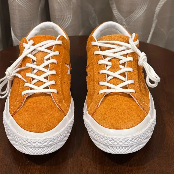 Converse Kids One Star - Ox (Big Kid) Boys Fashion-Sneakers 261787C - Size: 6
