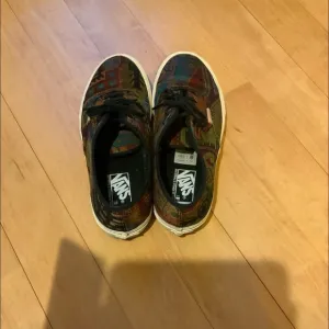 COPY - Beautiful Mittens canvas sneakers Final sale