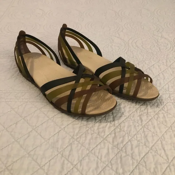 Croc Isabella Huarache jelly strap flats. Women’s size 8.