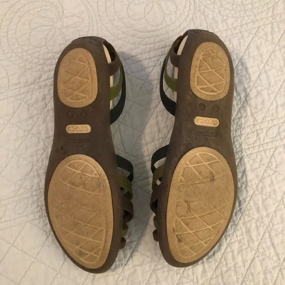 Croc Isabella Huarache jelly strap flats. Women’s size 8.