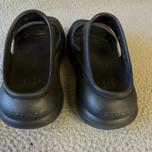 Crocs Classic Crush Sandals Women Shoes Men 6 Wo 8 Black Platform Comfort Slides
