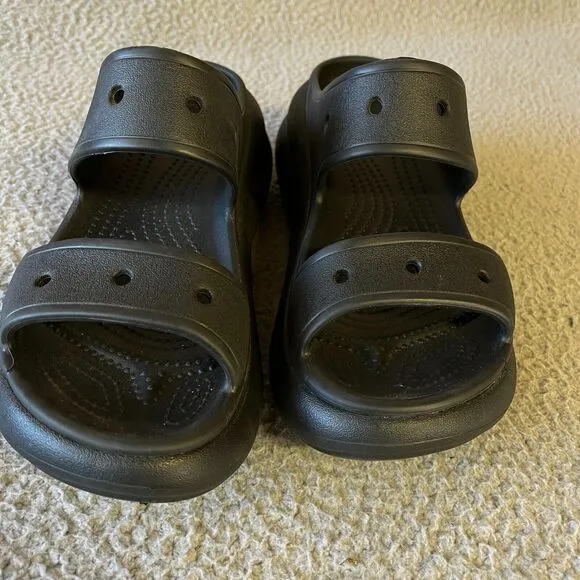 Crocs Classic Crush Sandals Women Shoes Men 6 Wo 8 Black Platform Comfort Slides