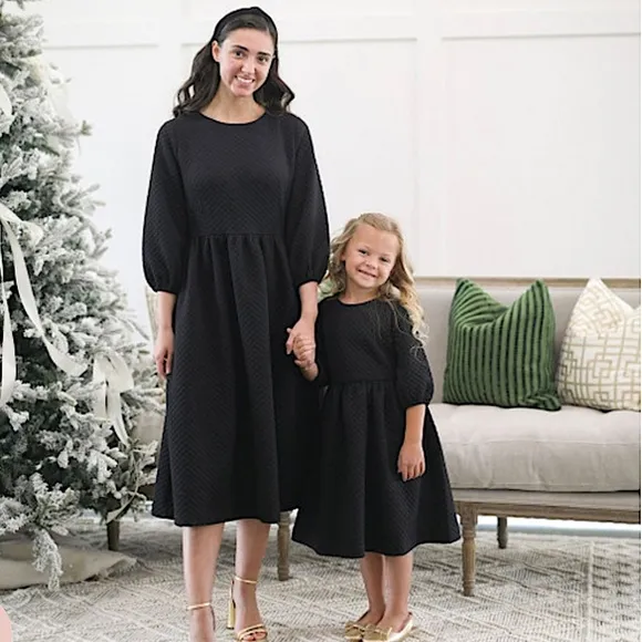 DAINTY JEWELLS Classic Carriage Quilted Midi Dress Black Modest Stretch