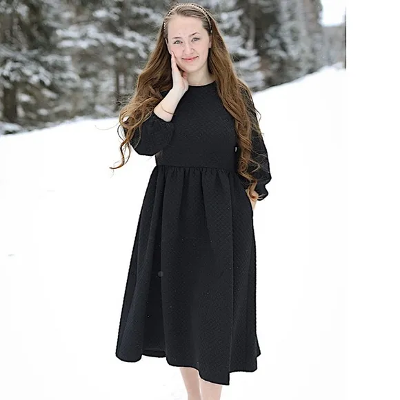 DAINTY JEWELLS Classic Carriage Quilted Midi Dress Black Modest Stretch