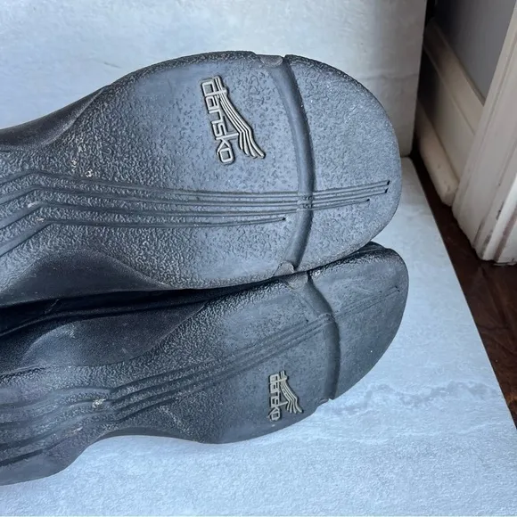 DANSKO Black Loafers Easy on Leather Comfort Shoes non slip clogs sz 42