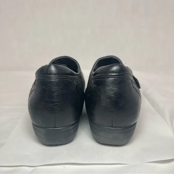Dansko Franny Black Loafers  Leather Low Heel Comfort Shoes Round Toe Women 9