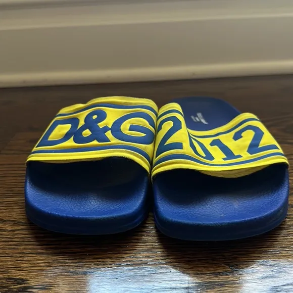 Dolce &amp; Gabbana Bambino Rubber Slides 38