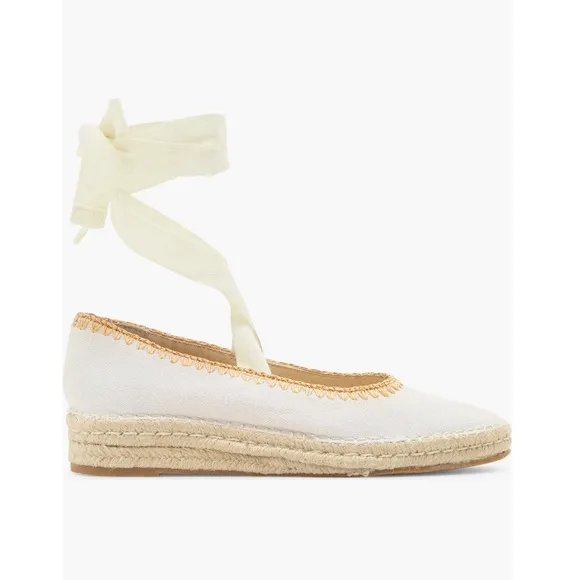 Dolce Vita Morgan Platform Flats Ivory Canvas Women’s 8 Wraparound Ankle Strap