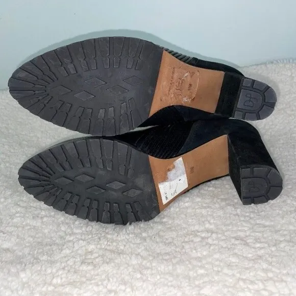 Donald J Pliner Black Leather and Suede Heeled Ankle Boots Booties Size 11 EUC