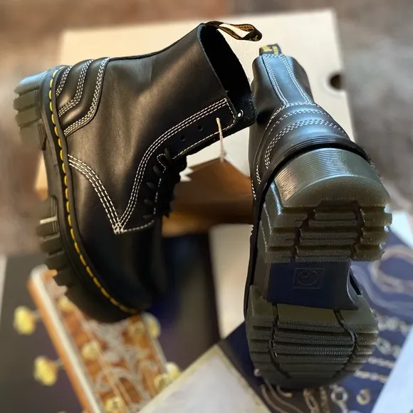 Dr. Martens Audrick 8I Quilted Leather Boots