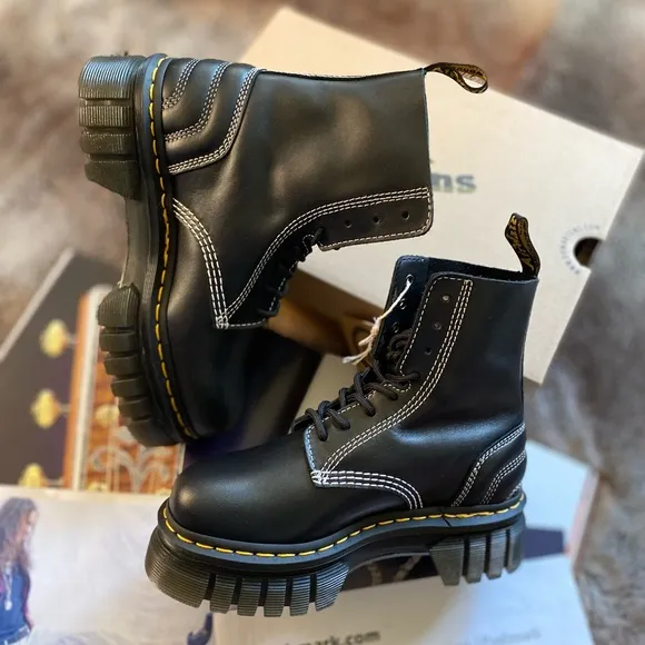 Dr. Martens Audrick 8I Quilted Leather Boots