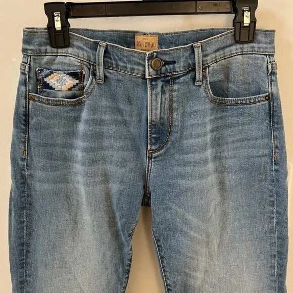 Driftwood Colette Embroidered Released Hem Jeans 28