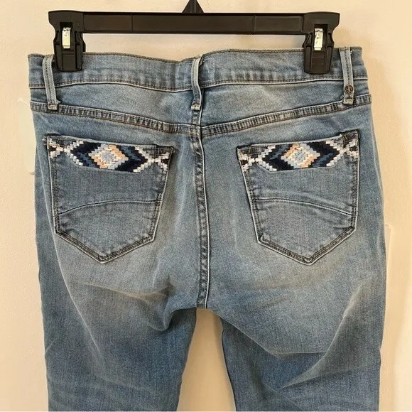 Driftwood Colette Embroidered Released Hem Jeans 28