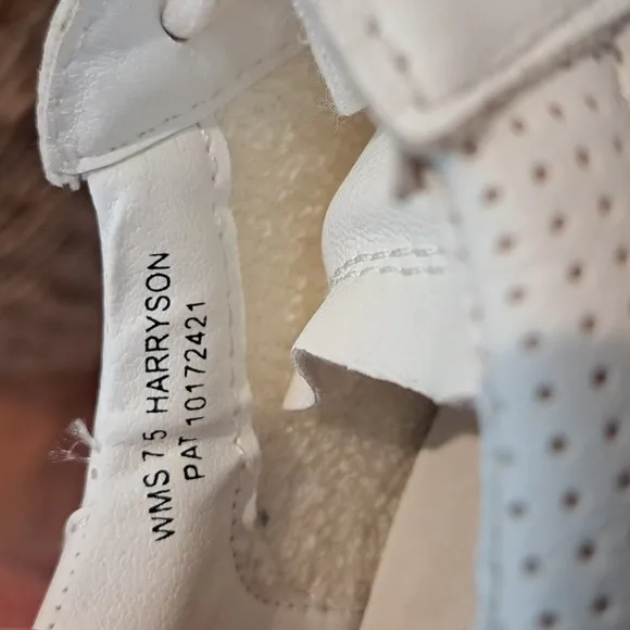 DV by Dolce Vita Womens Harrison White Leather Athleisure/Fashion Sneakers S-7.5