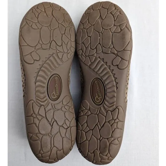 Earth Origins Flats Size 8 Mary Janes Suede Adjustable Strap Comfortable