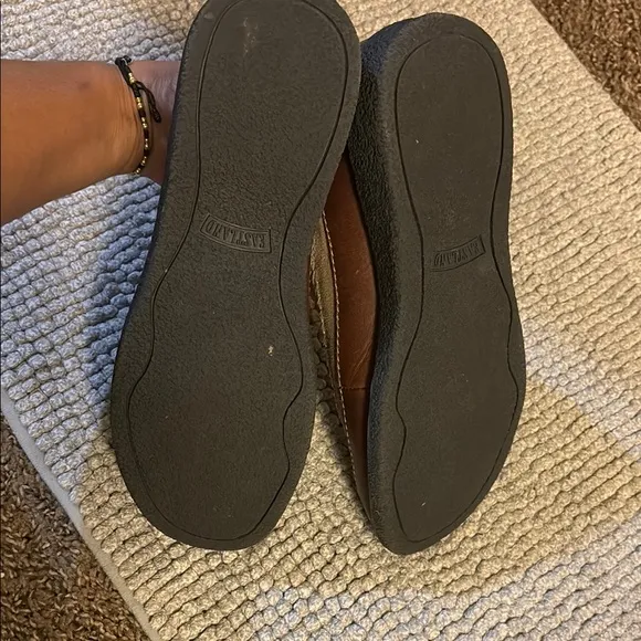 Eastland Tan and Brown Slip-On Loafers with Moccasin Stitching