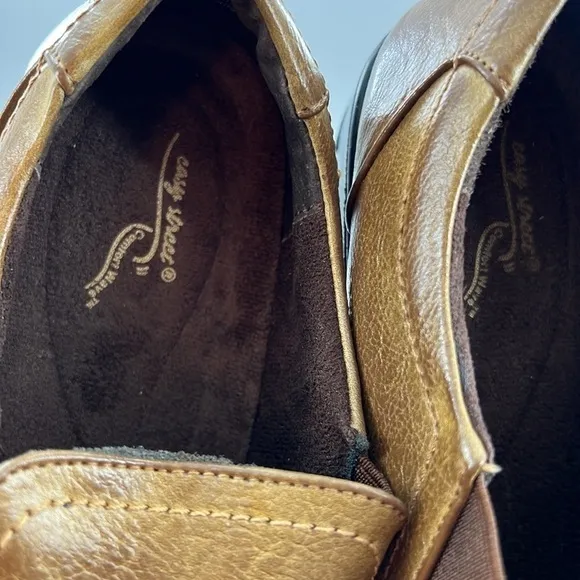 EASY STREET COMFORT WAVE SLIP ON LOAFERS PROCTOR TAN FAUX LEATHER SIZE 9.5 M
