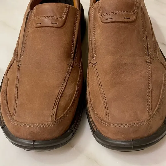 Ecco Helsinki Comfort Brown Leather Loafers