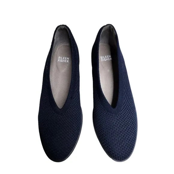 Eileen Fisher women's navy blue knit almond toe flat loafers Sz 6
