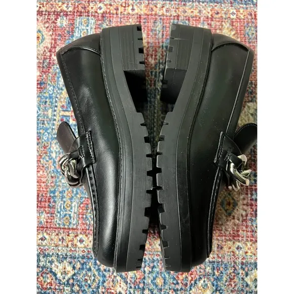 Esprit Briley loafers with lug sole. Size 7.5